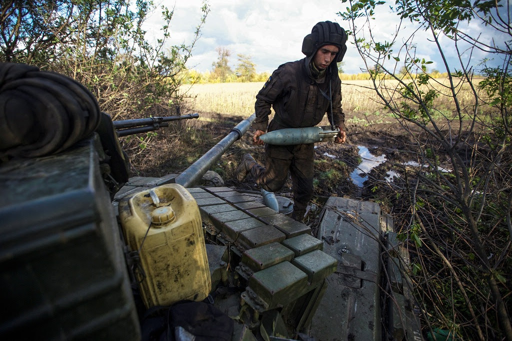 Soldado ucraniano na região de Donetsk  